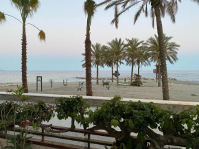 Apartamento lujoso en primera linea de playa, Castell De Ferro